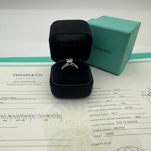 Tiffany &amp; Co. - Ring - 18 karaat Witgoud Diamant (Natuurlijk, Handtassen en Accessoires, Ringen