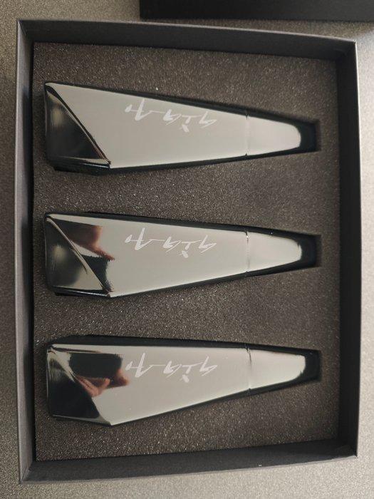 Tesla Gigabier - Limited Edition - 33cl - 3 flessen, Verzamelen, Wijnen