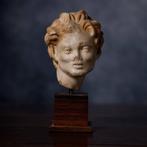 Grèce antique, Tête de satyre hellénistique en marbre blanc