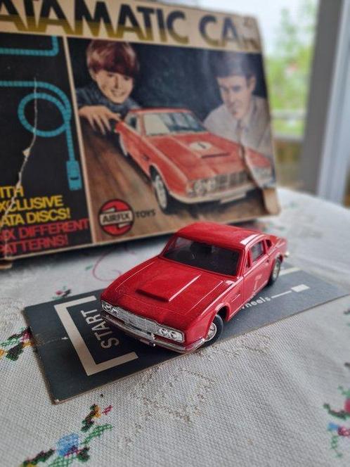 Airfix 1:32 - Voiture miniature - Aston Martin DBS, Hobby en Vrije tijd, Modelauto's | 1:5 tot 1:12