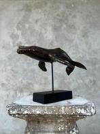 Beeld, No Reserve - Bronze Patinated Whale Soaring on its, Antiek en Kunst