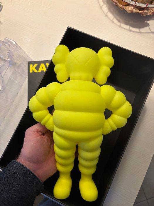 Kaws (1974) - Chum Yellow, Antiek en Kunst, Kunst | Designobjecten