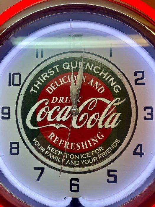Neonklok Coca-Cola - Neonlichtbord - Plastic, Glas, Antiquités & Art, Antiquités | Assiettes décoratives & Carrelages