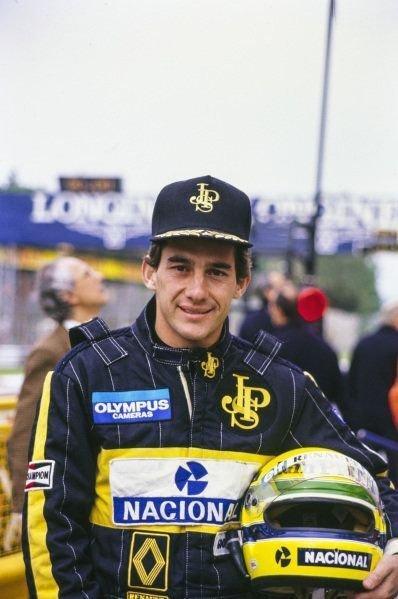 Modelcarlaude 1:18 - Modelauto - Ayrton Senna Lotus 1985, Hobby en Vrije tijd, Modelauto's | 1:5 tot 1:12
