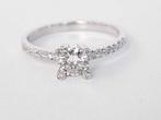 Verlovingsring - 18 karaat Witgoud -  0.67ct. tw. Diamant