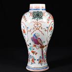 Vaas - Porselein - China - Qianlong (1736-1795), Antiquités & Art
