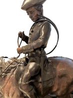 Sculpture, Jäger mit Pferd, nach Pierre-Jules Mêne - 62 cm -