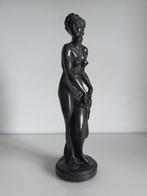Beeldje - Bathing Venus - 1,7 kg - Brons