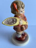 Goebel - Beeldje - M.I. Hummel meisje met schoolkegel - TMK7