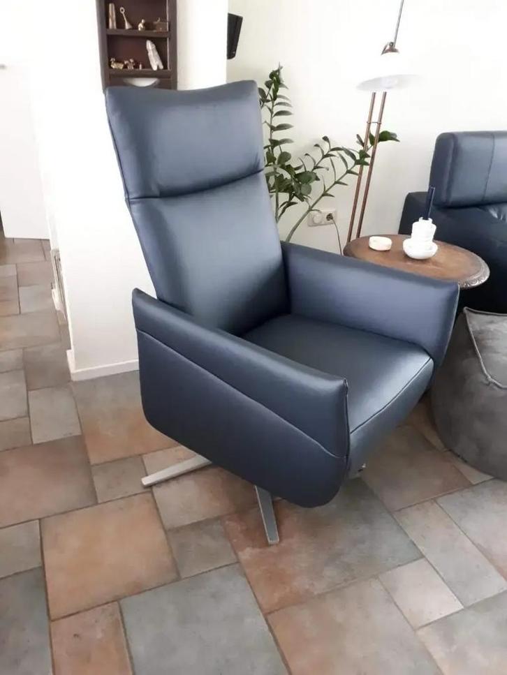 Relaxfauteuil - blauw leer, Huis en Inrichting, Fauteuils, Nieuw, Ophalen of Verzenden