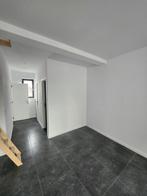 Huis aan Rue Georges de Lombaerde, Evere, 50 m² of meer