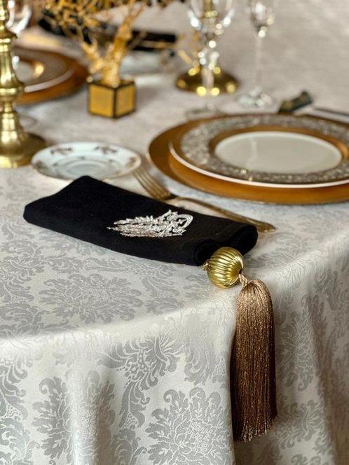 Witte damast tafellaken voor grote tafels, damast met, Antiek en Kunst, Antiek | Tapijten, Tafelkleden en Textiel