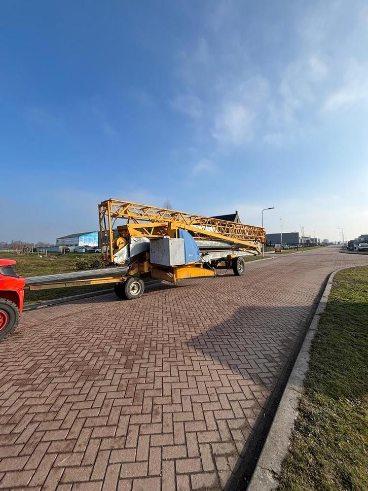 Bouwkraan Potain Igo 32 - 2008 - 30 meter vlucht., Zakelijke goederen, Machines en Bouw | Kranen en Graafmachines, Hijswerktuig