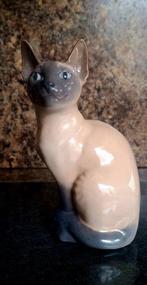 Royal Copenhagen - Beeldje - Royal Copenhagen Siamese Cat