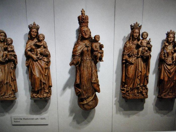 sculptuur, Sehr alte Mondsichel Madonna wohl Reliquien, Antiek en Kunst, Antiek | Overige Antiek