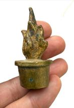 Pièce unique et fascinante, mystérieuse, en laiton ou bronze