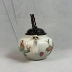 Theepot uit de Famille-rose stijl van de Late Qing-dynastie., Antiek en Kunst