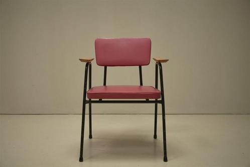 Meurop stoel van Pierre Guariche, Maison & Meubles, Fauteuils