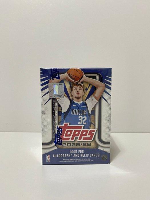 2025/26 Topps - 1 Box - Excellent (EX), Verzamelen, Stickers