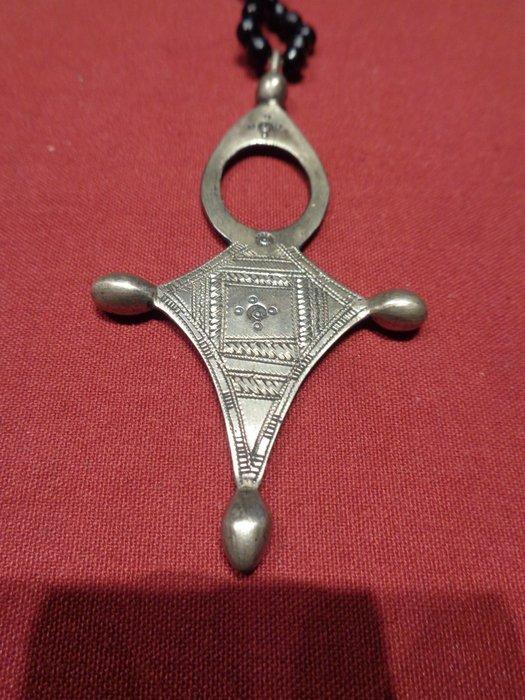 Zilver - Hanger - Touareg “Croix d’Agadez”, Antiek en Kunst, Kunst | Niet-Westerse kunst