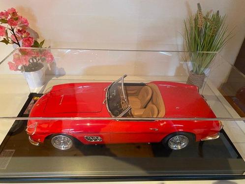 Amalgam 1:8 - Voiture miniature - Ferrari 250 California, Hobby en Vrije tijd, Modelauto's | 1:5 tot 1:12