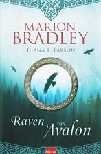 Raven van Avalon / Avalonserie / 6 9789022547854, Boeken, Verzenden, Gelezen, Diana L. Paxson
