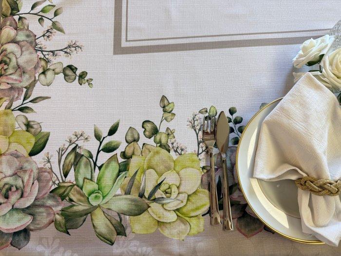 Elegante tafelkleed geplaatst in volledige Victoriaanse, Antiek en Kunst, Antiek | Tapijten, Tafelkleden en Textiel