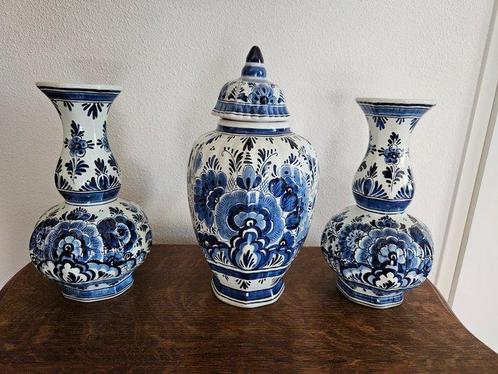 Vase (3) - Faïence - Kaststel Delfts bleu, Antiek en Kunst, Curiosa en Brocante