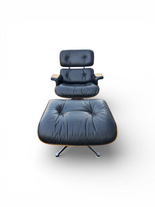 ICF - Charles Eames, Ray Eames - Fauteuil (2) - Lounge Chair, Antiek en Kunst, Kunst | Designobjecten