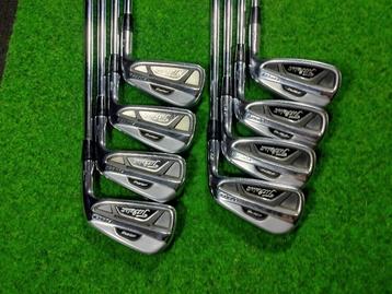 Titleist AP2 712 golfset 3/pw regular flex golfclubs disponible aux enchères