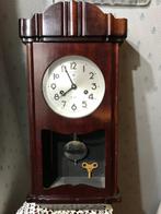 Slingerklok - Antiek Hout, Messing - 1950-1960, Antiek en Kunst, Curiosa en Brocante