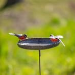 Sculpture dextérieur, Vogeldrinkbak met twee roodborsten op