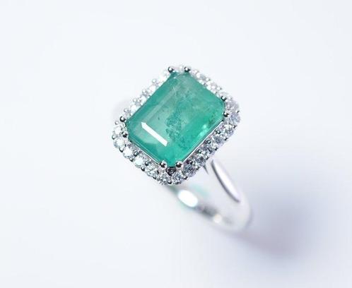Zonder Minimumprijs - Ring Platina - 3.19ct. tw. Smaragd -, Handtassen en Accessoires, Ringen