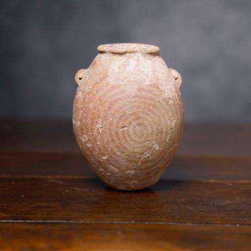 LÉgypte ancienne, Pot à terre cuite de la période Nagada II, Verzamelen, Mineralen en Fossielen