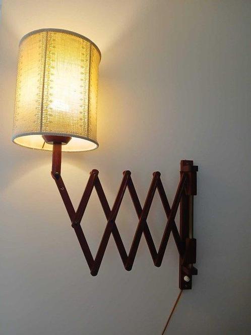 Lampe ciseaux - Teck - Grande lampe harmonica, Antiek en Kunst, Curiosa en Brocante