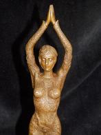 sculptuur, Fraai Sculptuur van Naakte vrouw in Art Deco
