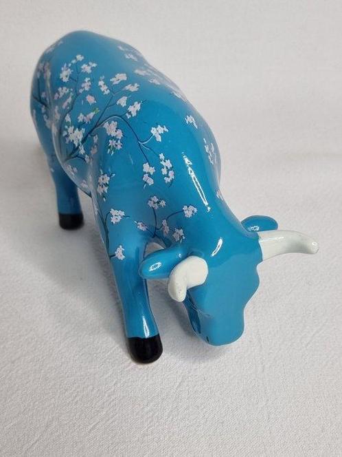 CowParade - sculptuur, Fleurs de cerisier - 17 cm - Keramiek, Antiek en Kunst, Curiosa en Brocante