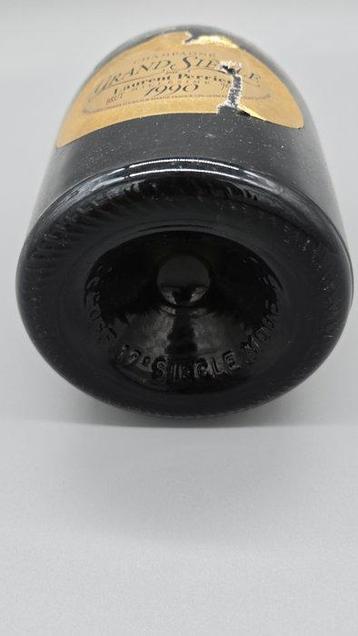 1990 Laurent-Perrier, Grand Siècle Lumière du Millénaire -