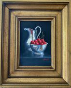 Ben Oude Breuil (1949) - Kersen in een zilveren schaaltje, Antiek en Kunst