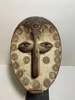 Afrikaans masker legaal - lega - DR Congo (Zonder, Antiek en Kunst