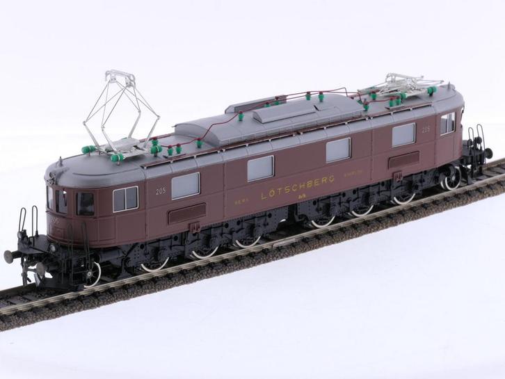 Schaal H0 Metropolitan 698 elektrische locomotief Ae 6/8..., Hobby en Vrije tijd, Modeltreinen | H0, Gelijkstroom, Locomotief