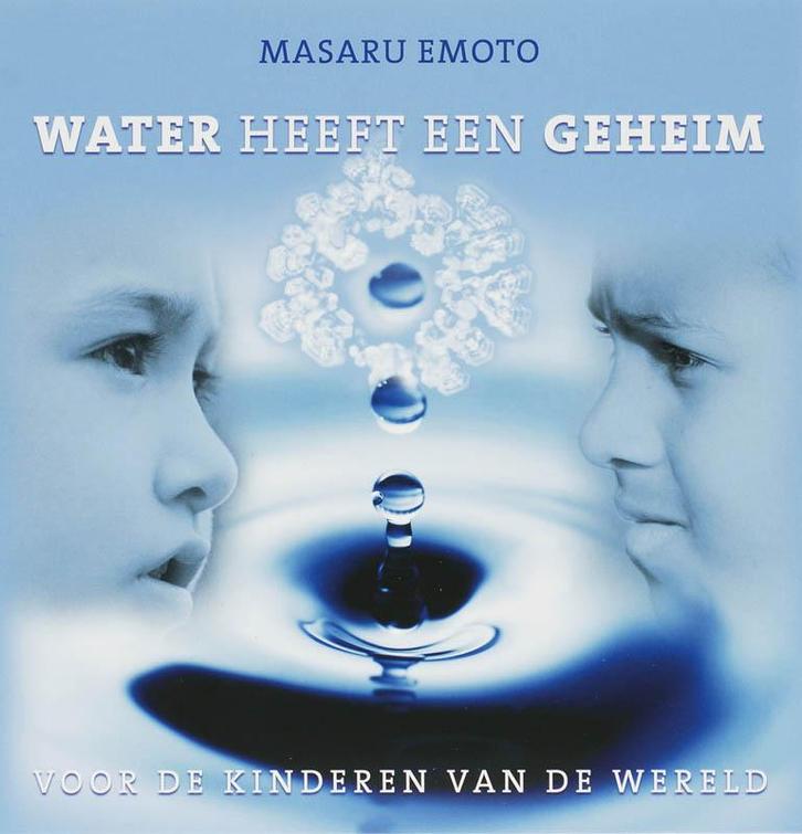 Water heeft een geheim 9789020284676 Masuru Emoto, Boeken, Esoterie en Spiritualiteit, Zo goed als nieuw, Verzenden