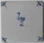 Tegel - Tegel met een Struisvogel en hoefijzer. - 1650-1700