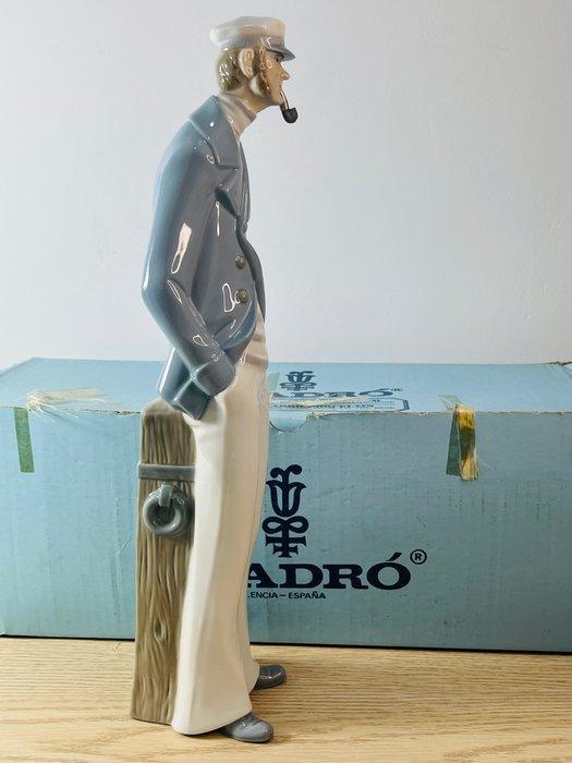 Lladró - Salvador Furiò - sculptuur, Sea Captain / Lobo de, Antiek en Kunst, Antiek | Glaswerk en Kristal