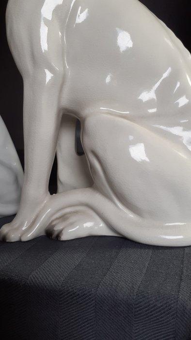 (naar) Tilso Japan - Beeldje - Twee zittende, windhonden,, Antiek en Kunst, Antiek | Glaswerk en Kristal