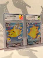 25TH ANNIVERSARY CELEBRATIONS - 2 Graded card - SURFING &, Hobby en Vrije tijd, Verzamelkaartspellen | Pokémon, Nieuw