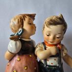 Goebel - Beeldje - Hummel #412 - Bath Time - TMK7 -