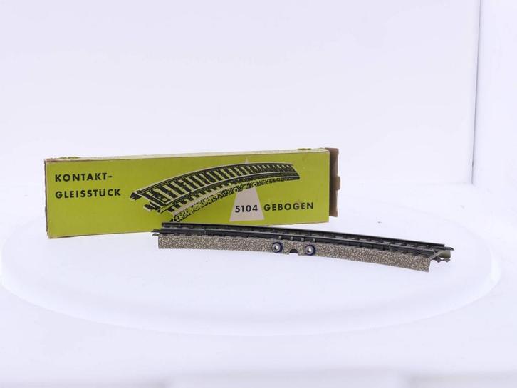 Schaal H0 Märklin 5104 M-rails gebogen aansluitrail #3870, Hobby en Vrije tijd, Modeltreinen | H0, Wisselstroom, Analoog, Gebruikt
