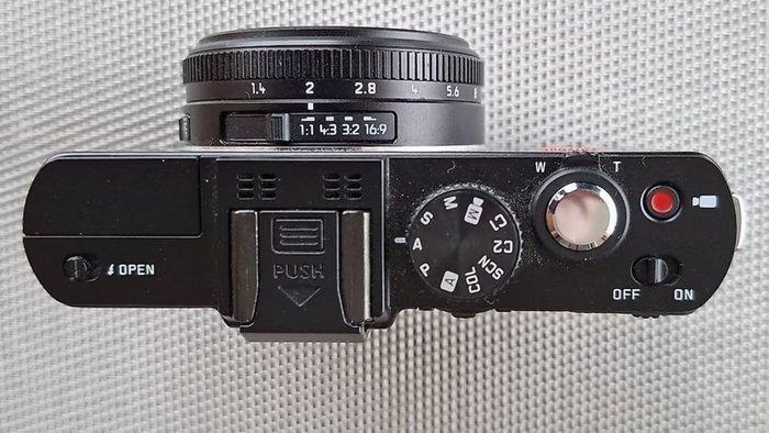 Leica D-LUX 6 Digitale compact camera, Verzamelen, Foto-apparatuur en Filmapparatuur