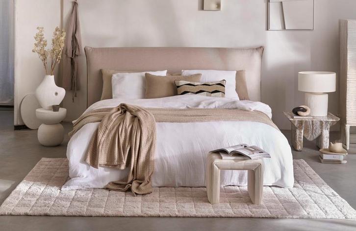 Gestoffeerd Bedframe Capella Celia | Swiss Sense, Huis en Inrichting, Slaapkamer | Bedden, Nieuw, Verzenden